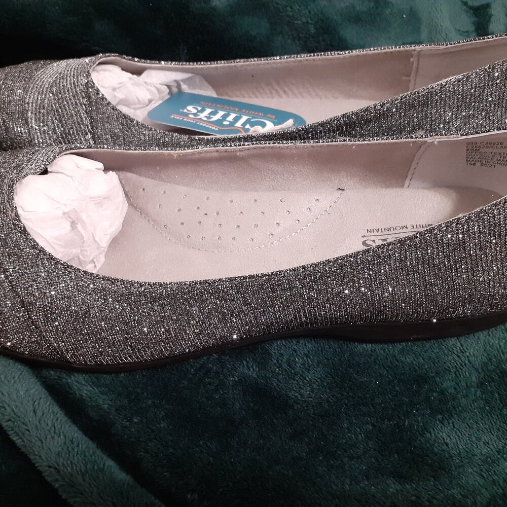 SILVER SPARKLE FLATS NEW WITH TAGS CLIFFS BY WHITE MOUNTAIN - Picture 4 of 13